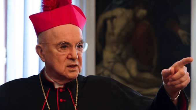 El arzobispo Viganò pide el derrocamiento de los globalistas 'satánicos' Soros, Schwab y Gates
