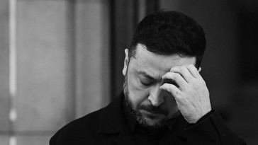 Opositor ucraniano: Zelenski no puede retirar tropas del Donbass sin enfrentarse a graves consecuencias