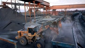 Orbán denuncia que Occidente explota a Ucrania bajo la falsa protección