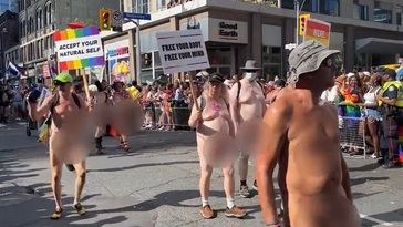 Bud Light patrocina el desfile del Orgullo de Toronto al que asisten hombres desnudos y niños