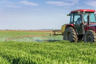 El herbicida paraquat sigue causando muertes en EE. UU. mientras la EPA ignora su peligro