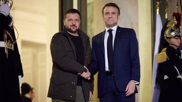Miles protestan en París contra la ayuda militar a Ucrania