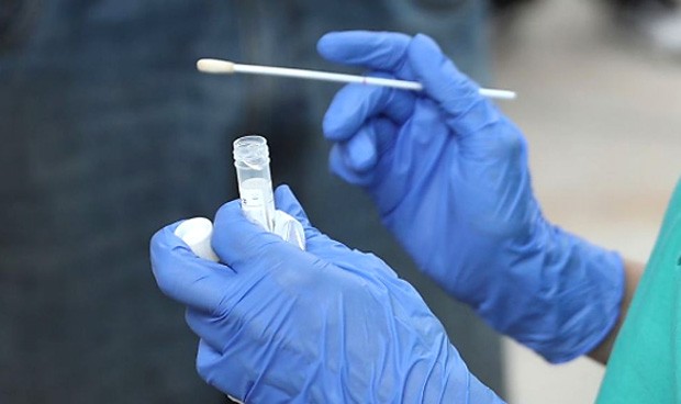 La criminal farsa de la “vacunación” masiva y su imprescindible brazo armado: fraudulentas PCR