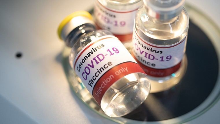 Estudio revela vínculos entre vacunas COVID y graves problemas de salud, cuestionando su origen manipulado