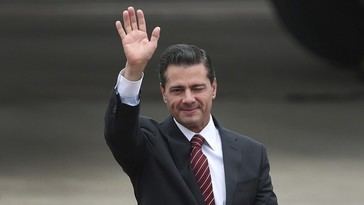 Enrique Peña Nieto es visto en Metepec tras su regreso a México