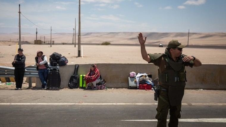 Perú declara estado de emergencia en frontera con Chile