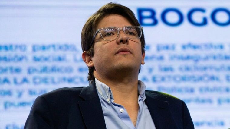 Petro pide apoyo de EE.UU. para investigar atentado contra Miguel Uribe
