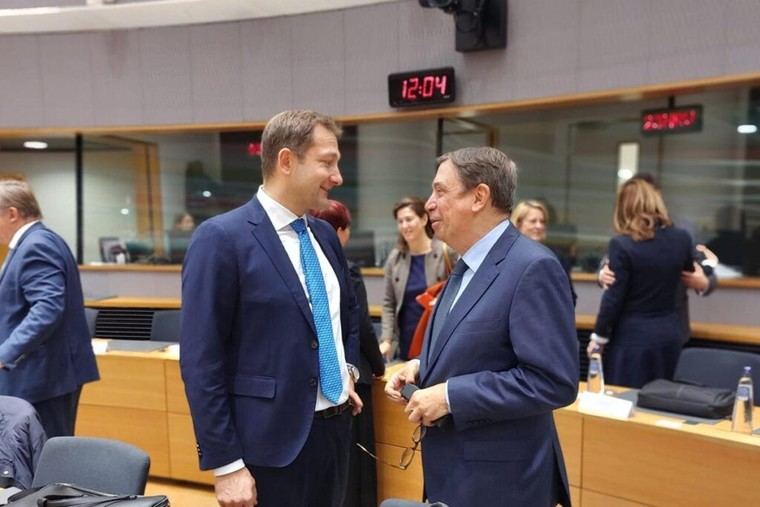 Planas defiende la importancia de la PAC en la política europea