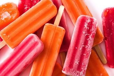 Recetas de popsicles energéticos para combatir el calor y reponer electrolitos
