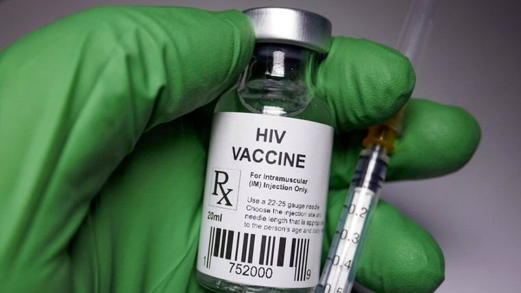 Rusia anuncia el desarrollo de una vacuna contra el VIH que tardará dos años en completarse
