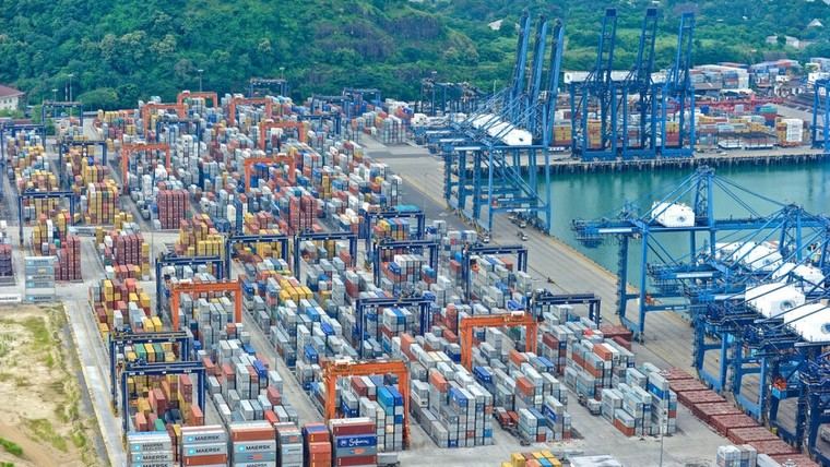 Demandas en Panamá cuestionan contrato de puertos con CK Hutchison
