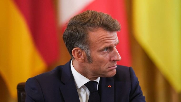 Volodin: Macron luchará por mantenerse en el poder a pesar de la presión política