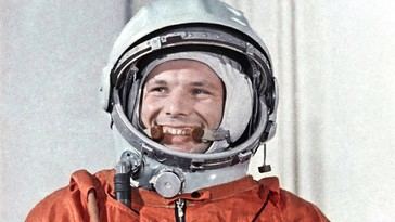 Yuri Gagarin revela sus impresiones tras el primer vuelo espacial