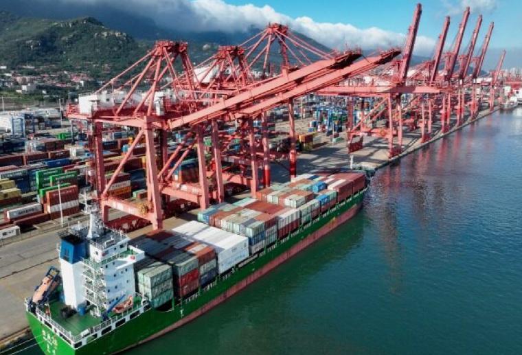 China es el principal propietario y operador de puertos marítimos en todo el mundo