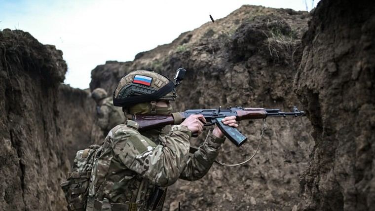 Putin asegura que no se requieren armas nucleares para vencer a Ucrania