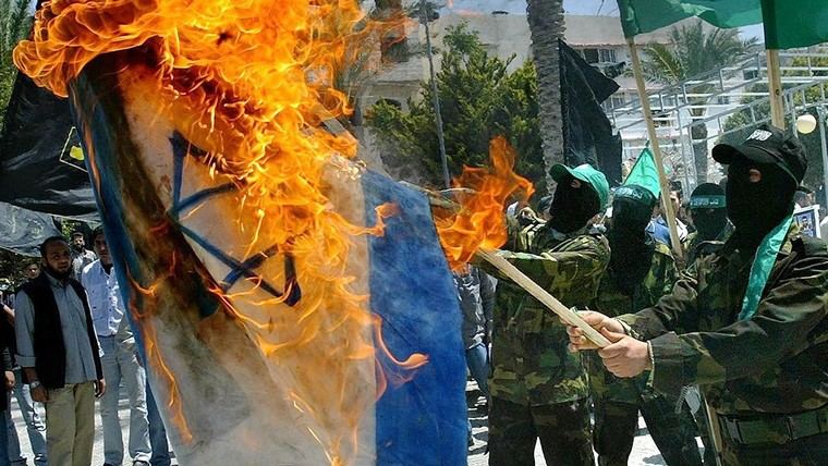 Qatar y Turquía proponen un plan de desarme de Hamas en dos años, Israel se opone