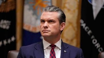 Hegseth asegura que Trump puede tomar decisiones militares contundentes