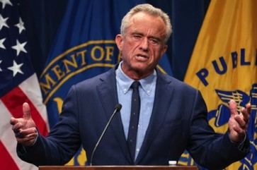 RFK Jr. elimina la obligación de reportar vacunas para Medicaid y CHIP