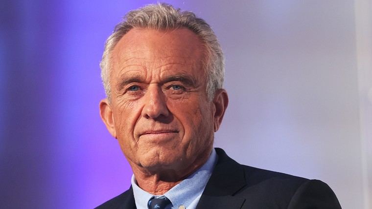 RFK Jr. anula acceso de inmigrantes ilegales a programas gubernamentales