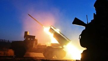 Rusia bombardea infraestructuras clave del Ejército ucraniano