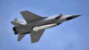 Rusia bombardea base naval y objetivos militares en Ucrania