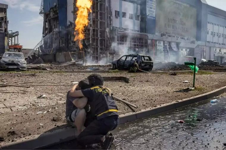 Rusia y Ucrania intensifican ataques tras fallidas negociaciones de paz