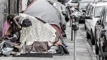 San Francisco establece límites de estacionamiento para vehículos grandes en un esfuerzo por combatir la falta de vivienda