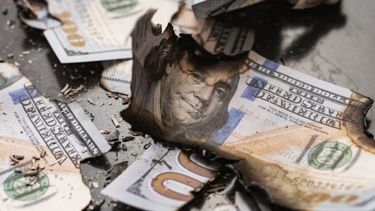 Kiyosaki advierte sobre la inminente hiperinflación y el colapso del dólar