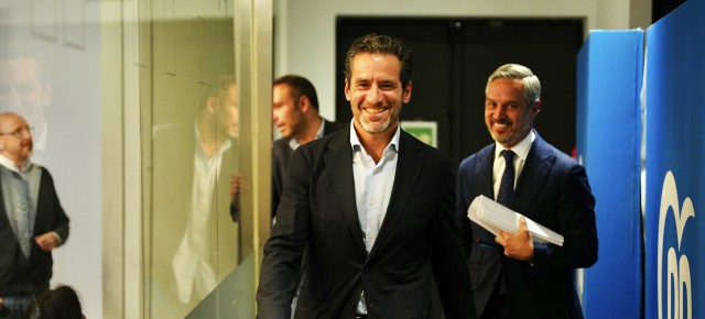 Sémper critica la elección de un 'maltratador' como vicepresidente por parte de Sánchez y denuncia el caos en el Gobierno