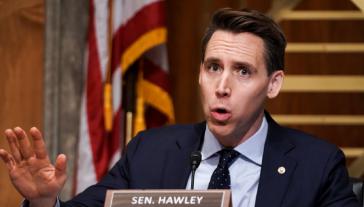 El senador Hawley denuncia que Meta censura a los conservadores e ignora a los pedófilos