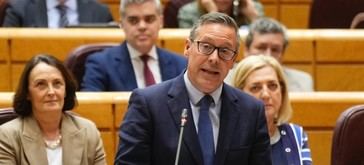 Serrano acusa al Gobierno de premiar a quienes encubrieron las fiestas de Ábalos en Paradores