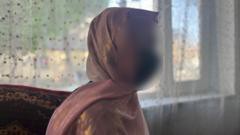 Una joven escapa en taxi de un matrimonio forzado en un país que prohíbe la educación femenina