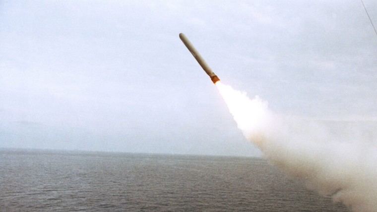 Uso de Tomahawks por Ucrania podría llevar a EE.UU. a la guerra con Rusia, advierte exasesor del Pentágono