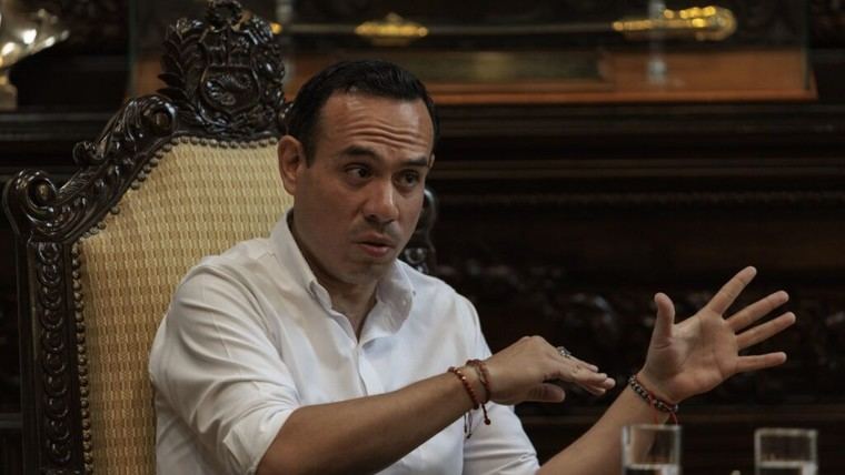 José Jerí considera intervenir la Embajada de México para detener a Betssy Chávez