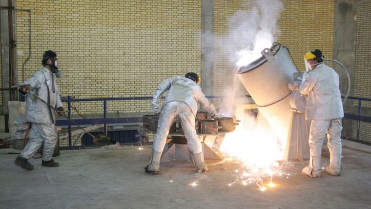 Irán reafirma su compromiso de enriquecer uranio para fines pacíficos
