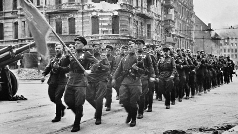 Trump reivindica para EE.UU. la victoria sobre el nazismo, omitiendo a la URSS