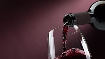 Condenan en España a un empresario por fraude en subvenciones de la UE al sector del vino