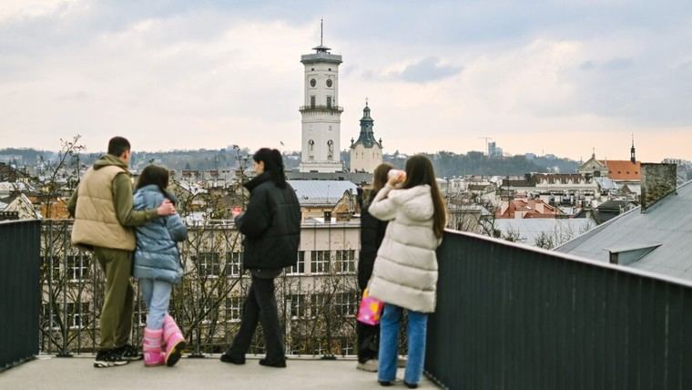 Talado masivo de árboles en Ucrania genera controversia