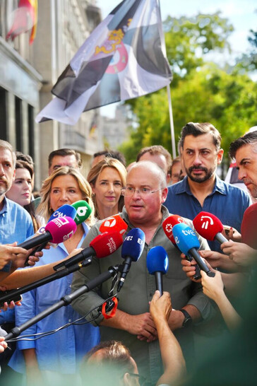 Tellado pide elecciones inmediatas y critica la inacción del Gobierno en Ceuta