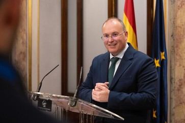 El PP afirma haber ganado con claridad y asegura que el cambio en España está más cerca