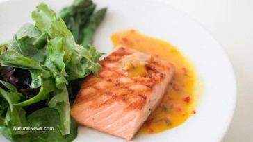 Eligiendo pescado: una clave para mejorar la salud cardiovascular y cerebral