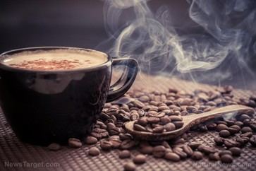 Combinación de café y té podría aumentar la longevidad, según estudio