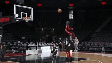Toyota lanza un robot jugador de baloncesto con inteligencia artificial