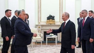 Intérprete de Orbán genera controversia por traducción errónea de Putin