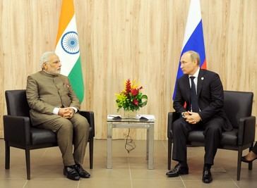 Trump impone fuertes aranceles a India por compras de petróleo ruso