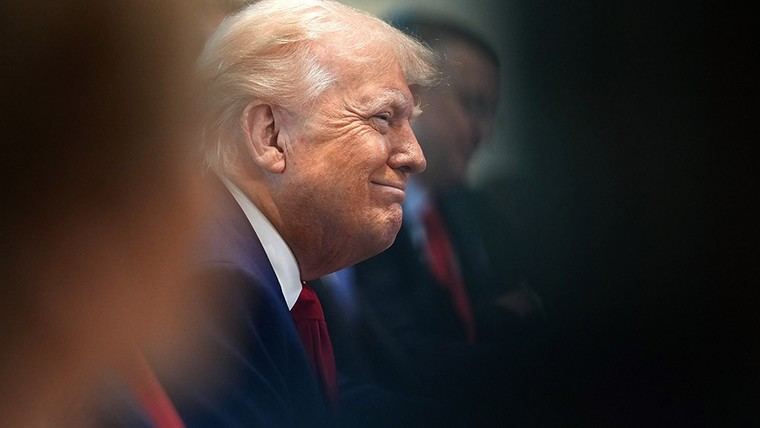 Trump facilita un intercambio de rehenes histórico en el cese del fuego entre Israel y Hamas