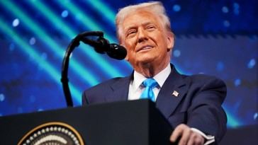 Trump afirma que 'el mundo es EE.UU.' en defensa de sus aranceles