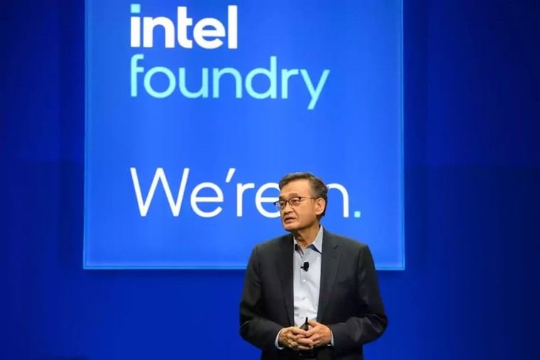 Trump solicita la dimisión del CEO de Intel por lazos con China