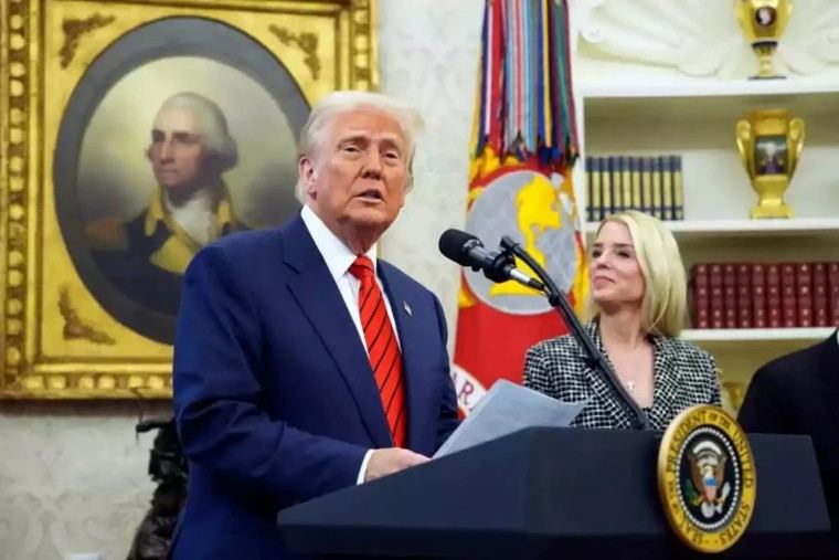 Trump concede indulto a exsheriff de Virginia acusado de corrupción por el gobierno Biden