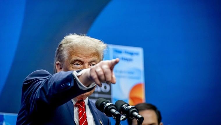 Trump exige el despido de periodista de CNN por reportar fallos en ataque a Irán